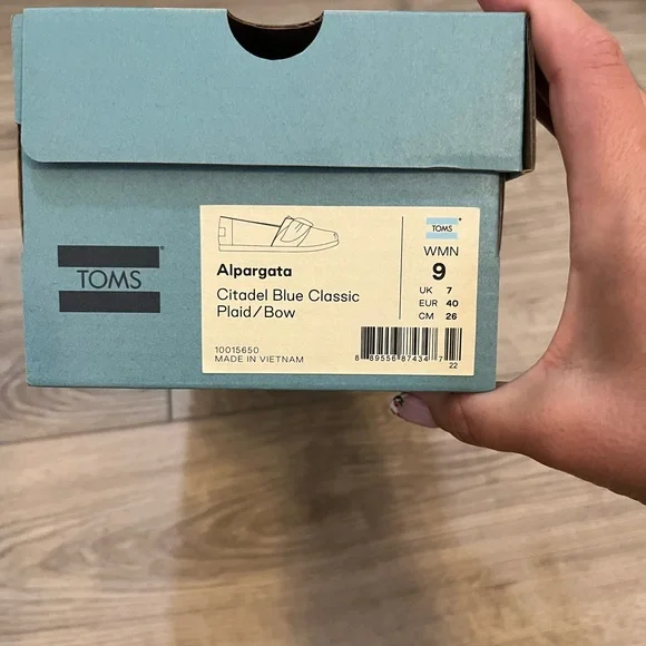 TOMS Women's Checkered Bow Flats - Blue and White - Picture 4 of 5